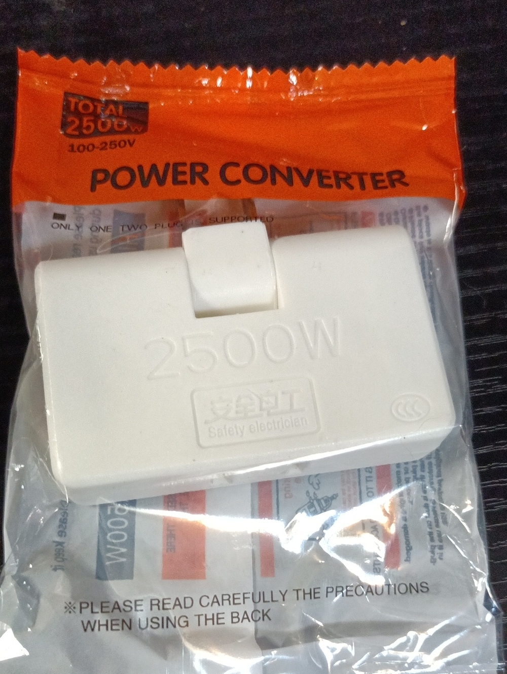 Source Unknown White Power Converter 2500W with Orange Packaging